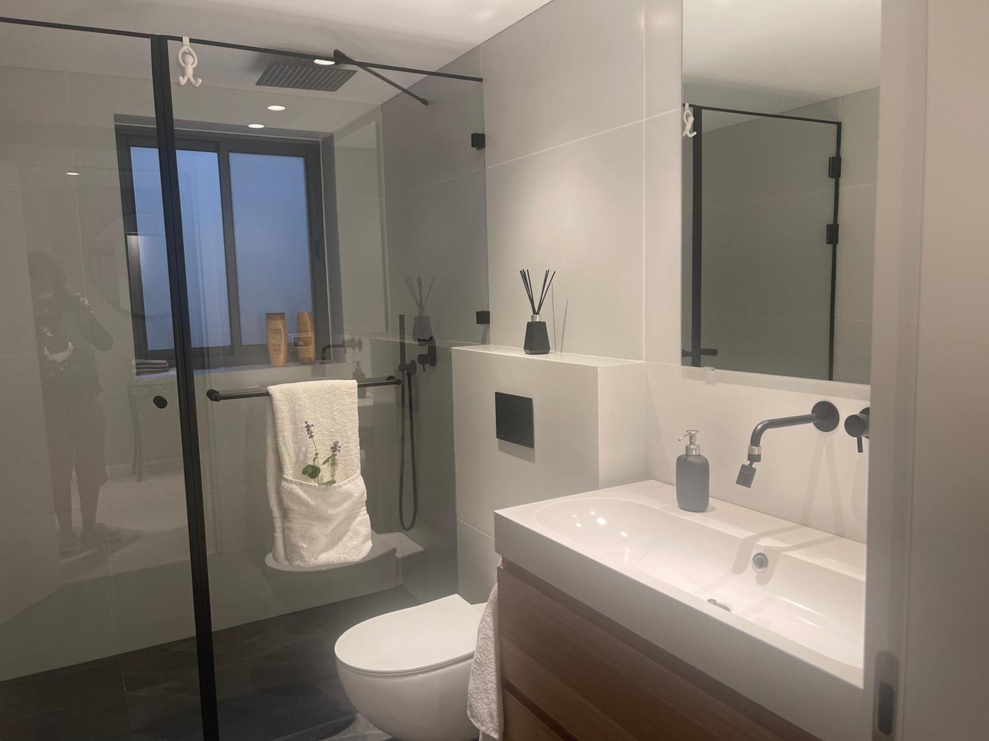 Netanya-Appartement - 5P Eksteriør billede