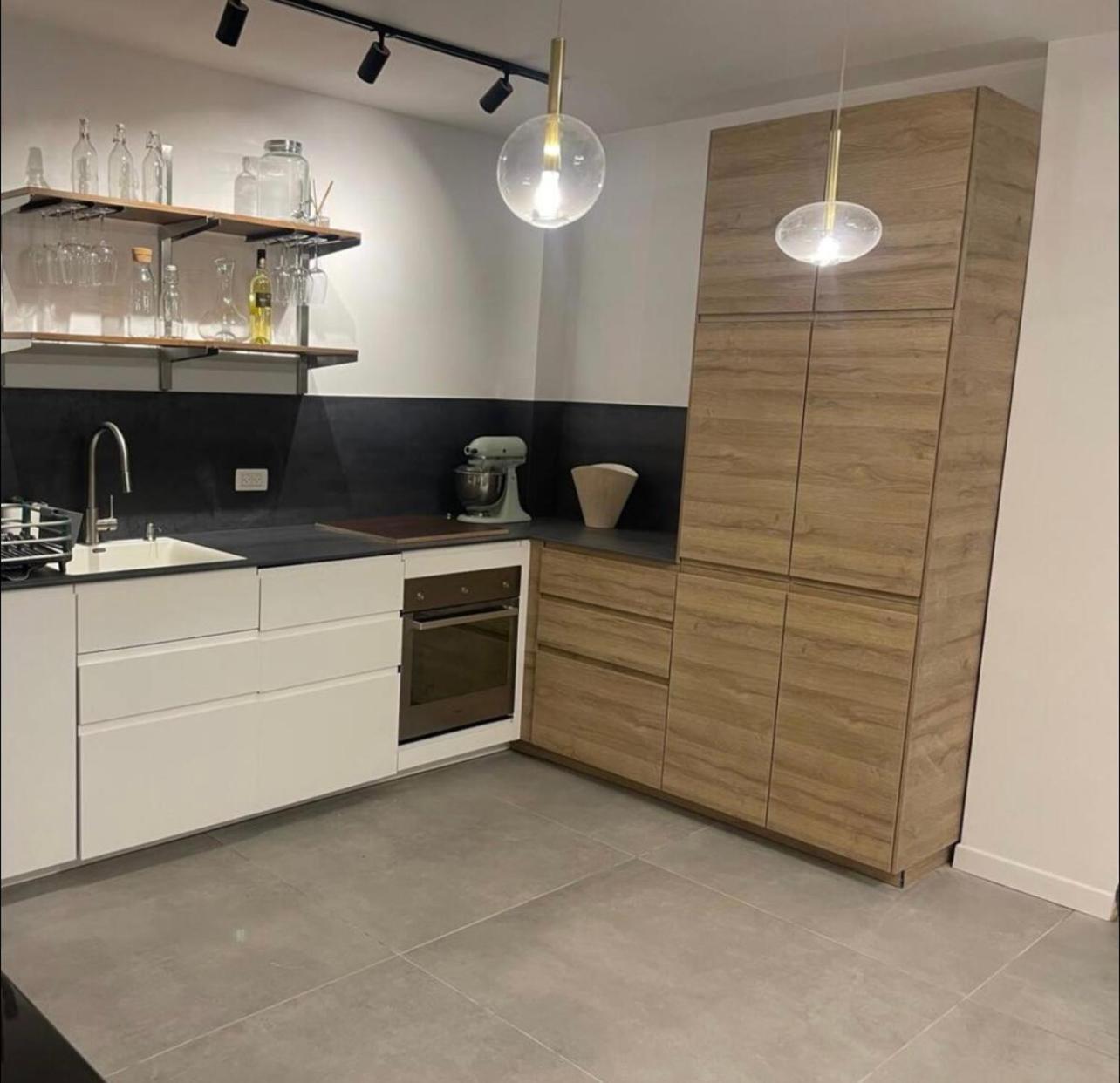 Netanya-Appartement - 5P Eksteriør billede